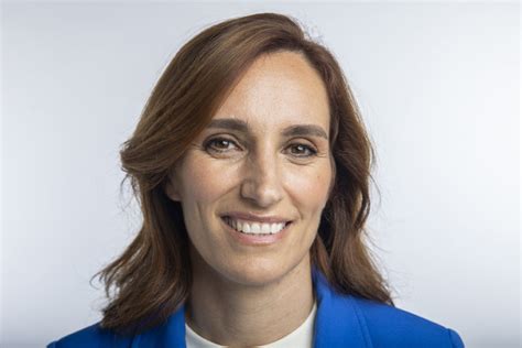 mónica garcía pareja|Mónica García, ministra de Sanidad, acompañada por。